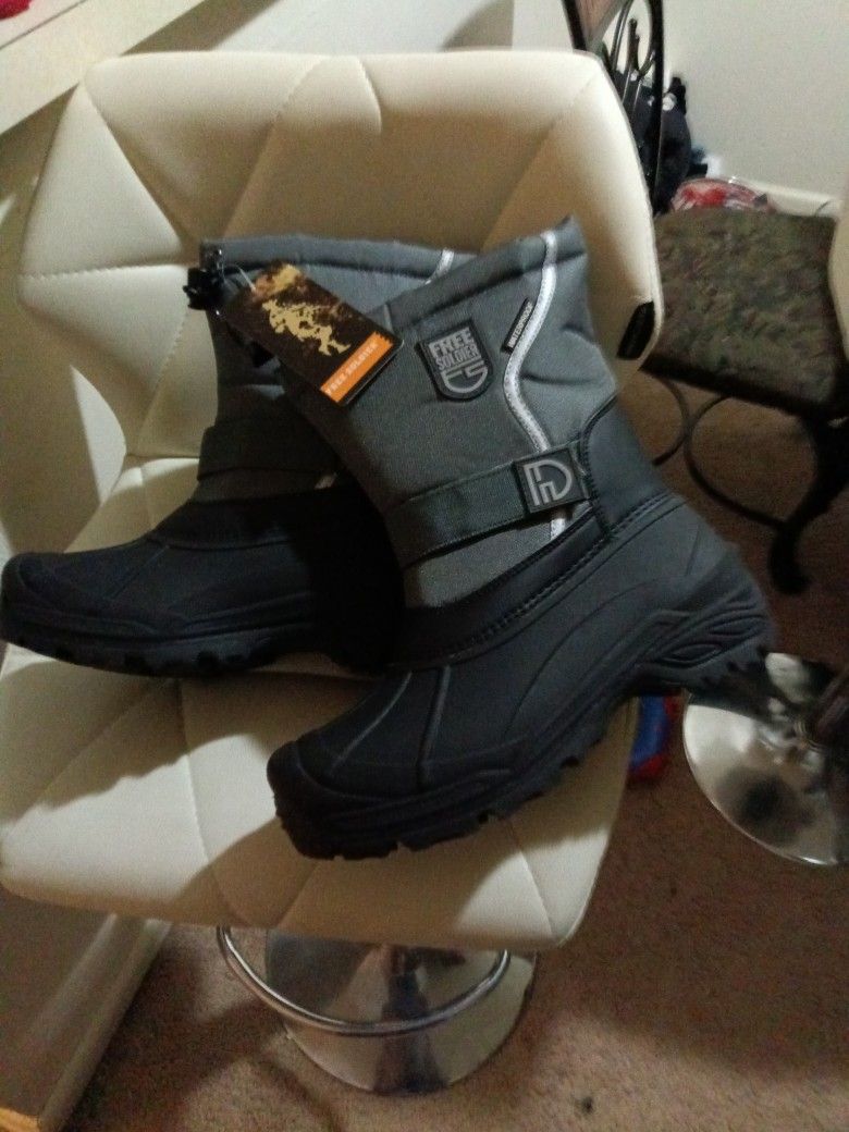 Free Soldier Waterproof Snow Boots Size 8