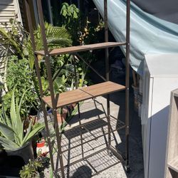 BEAUTIFUL SHELF RACK WITH WHEELS 