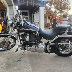 2003 Harley Davidson softail duece 100th Anniversary Edition. 