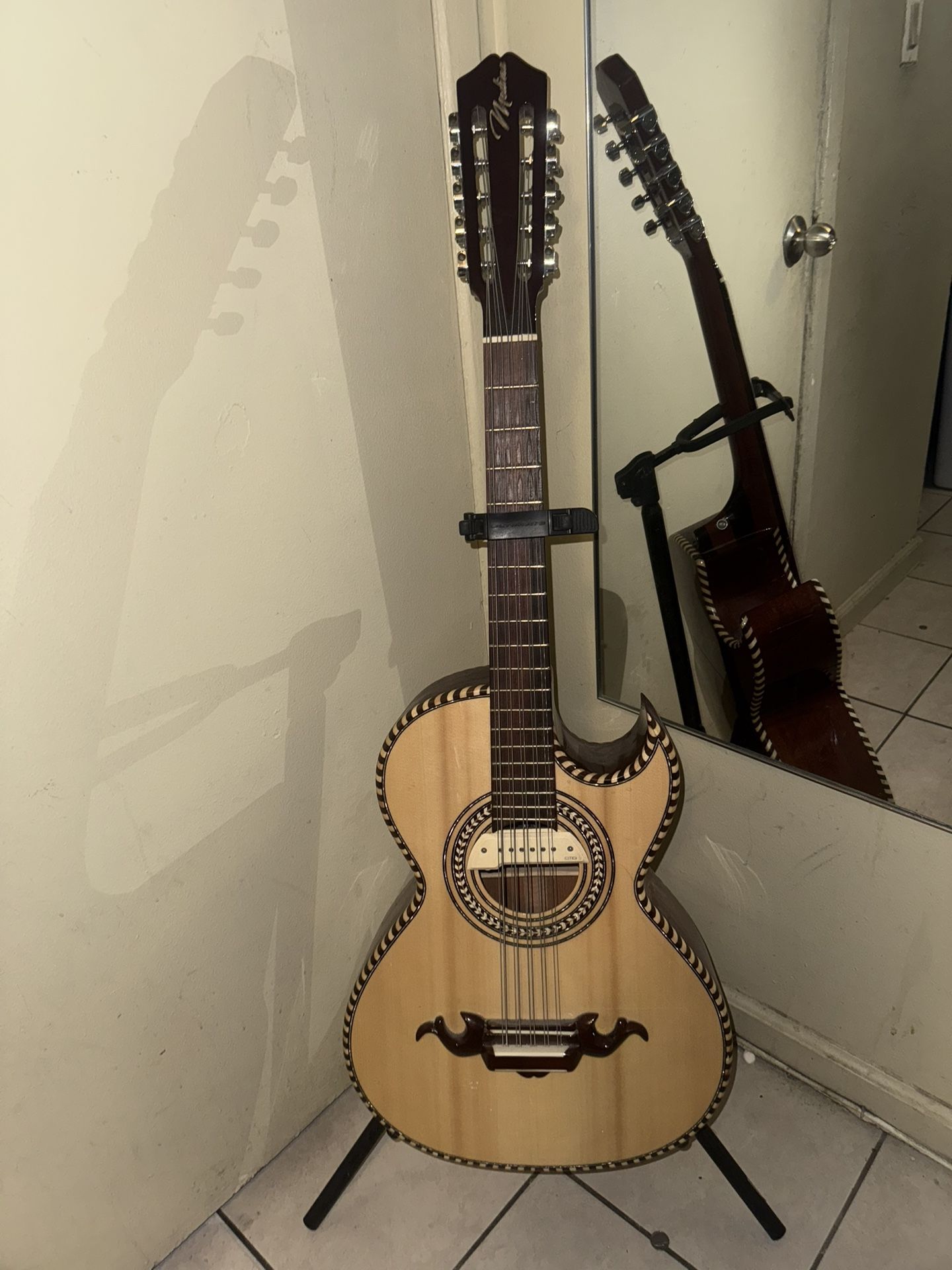 Bajoquinto Medina Custom