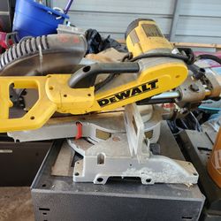 Dewalt  Miter Saw