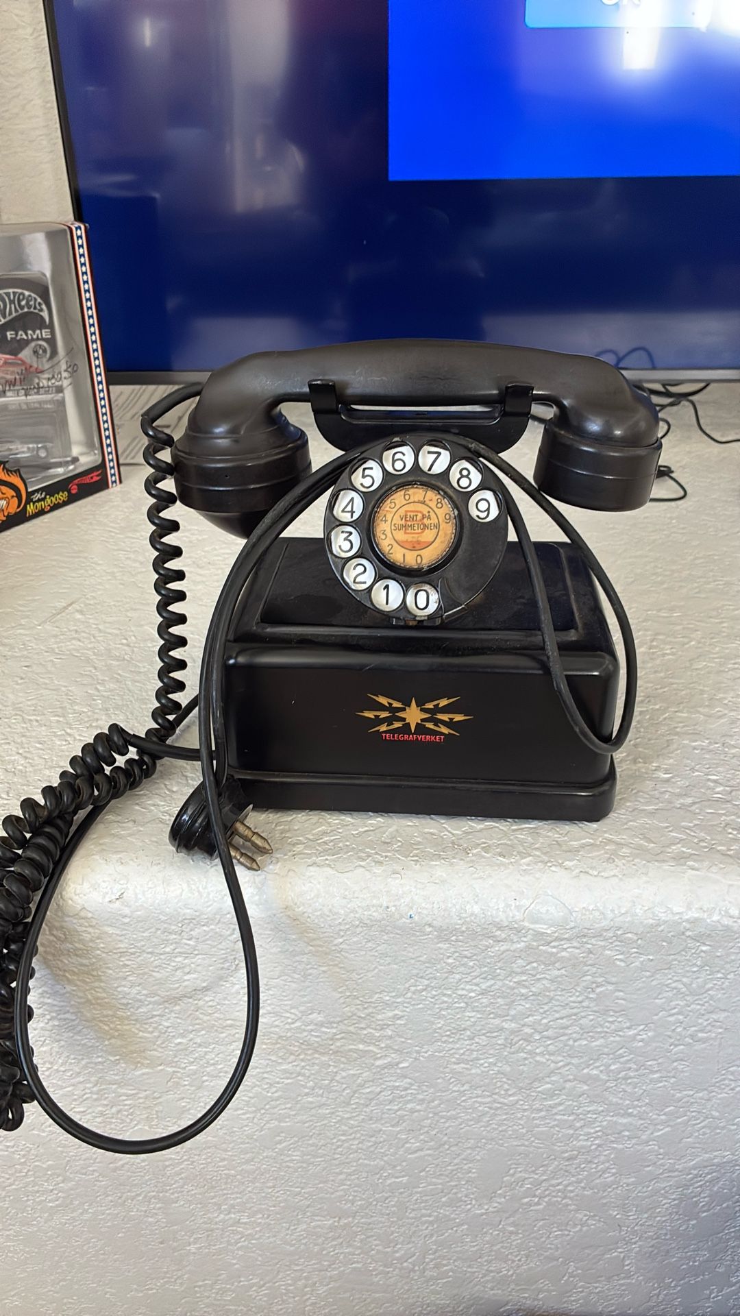 Telegrafuerket Bekelite Rotery Phone