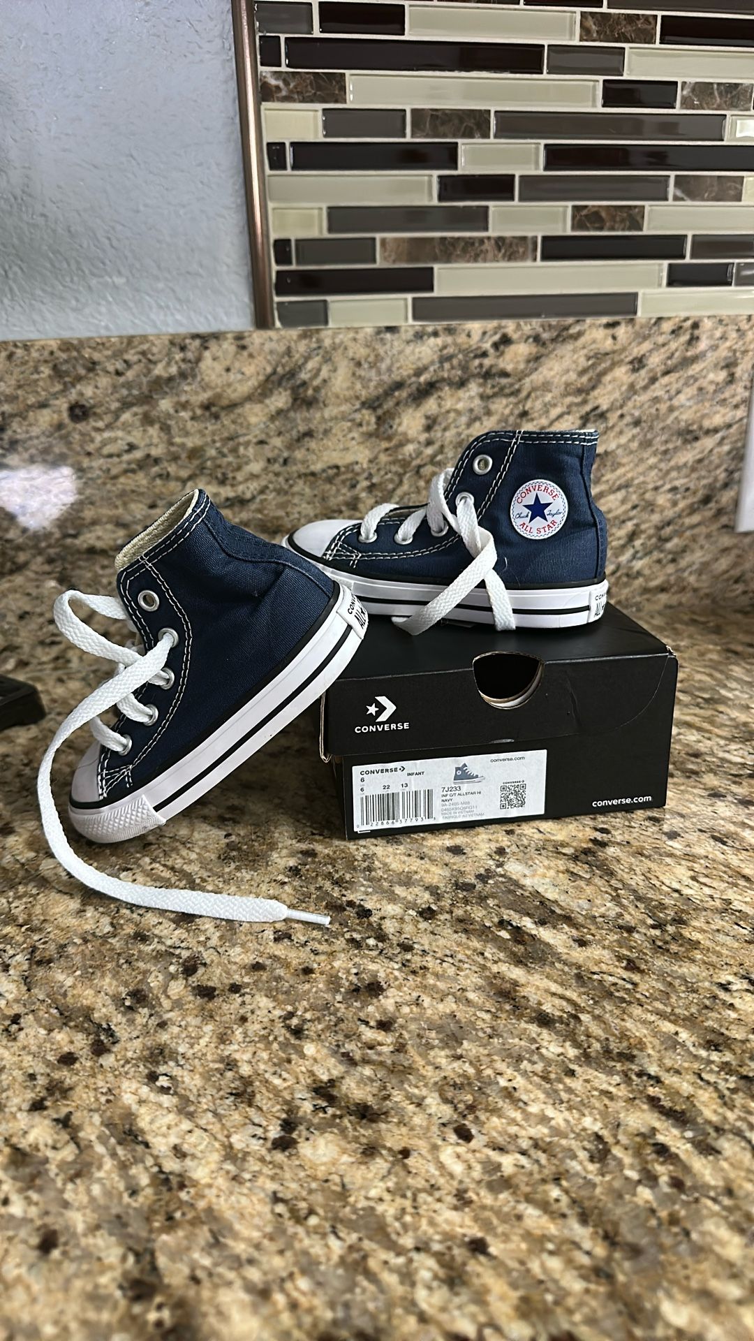 6C Navy Blue Converse 