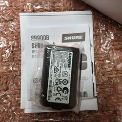 Shure SB900B Rechargeable Lithium-ion Battery Pack