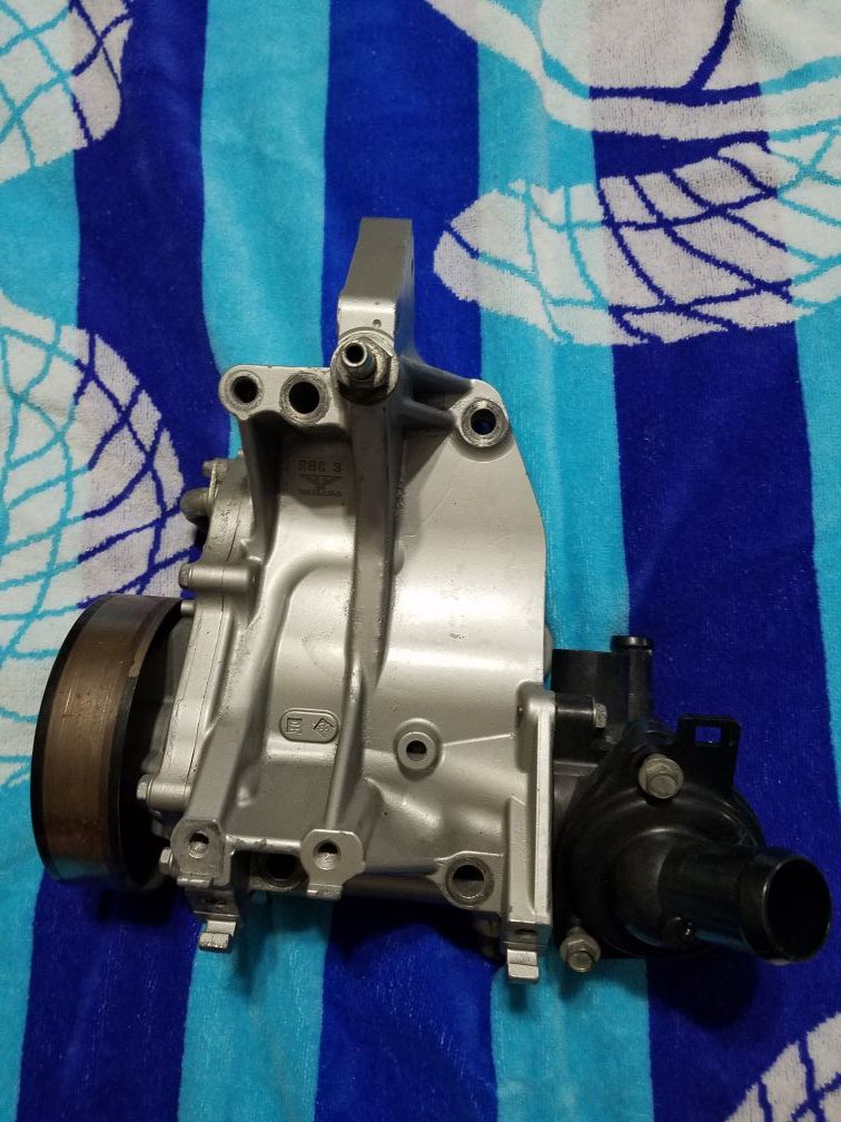 06-11 Honda Civic SI K20z3 RBC Water pump & thermostat Housing