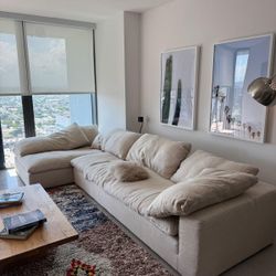 Restoration Hardware Cloud Couch – Ultimate Comfort & Luxury