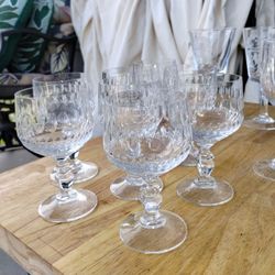 Set Of 8 Nice Crystal Wine Glasses 