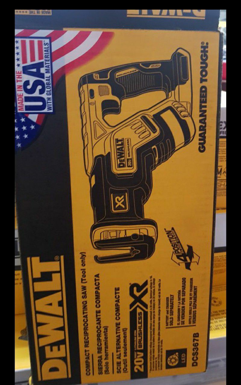 DEWALT 20V MAX XR BRUSHLESS RECIPROCATING SAW SAW TOOL ONLY BRAND NEW