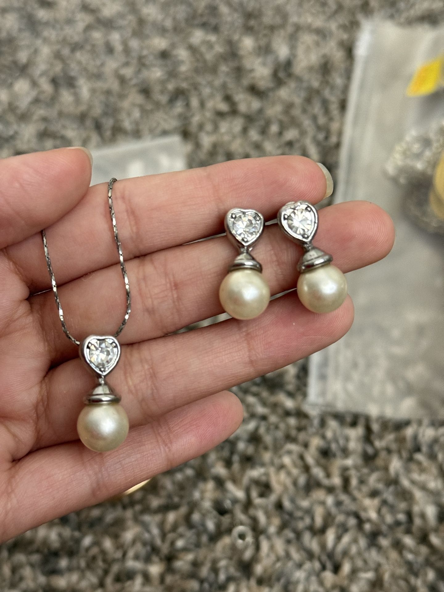 Pendant Set