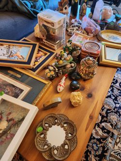 Moving sale