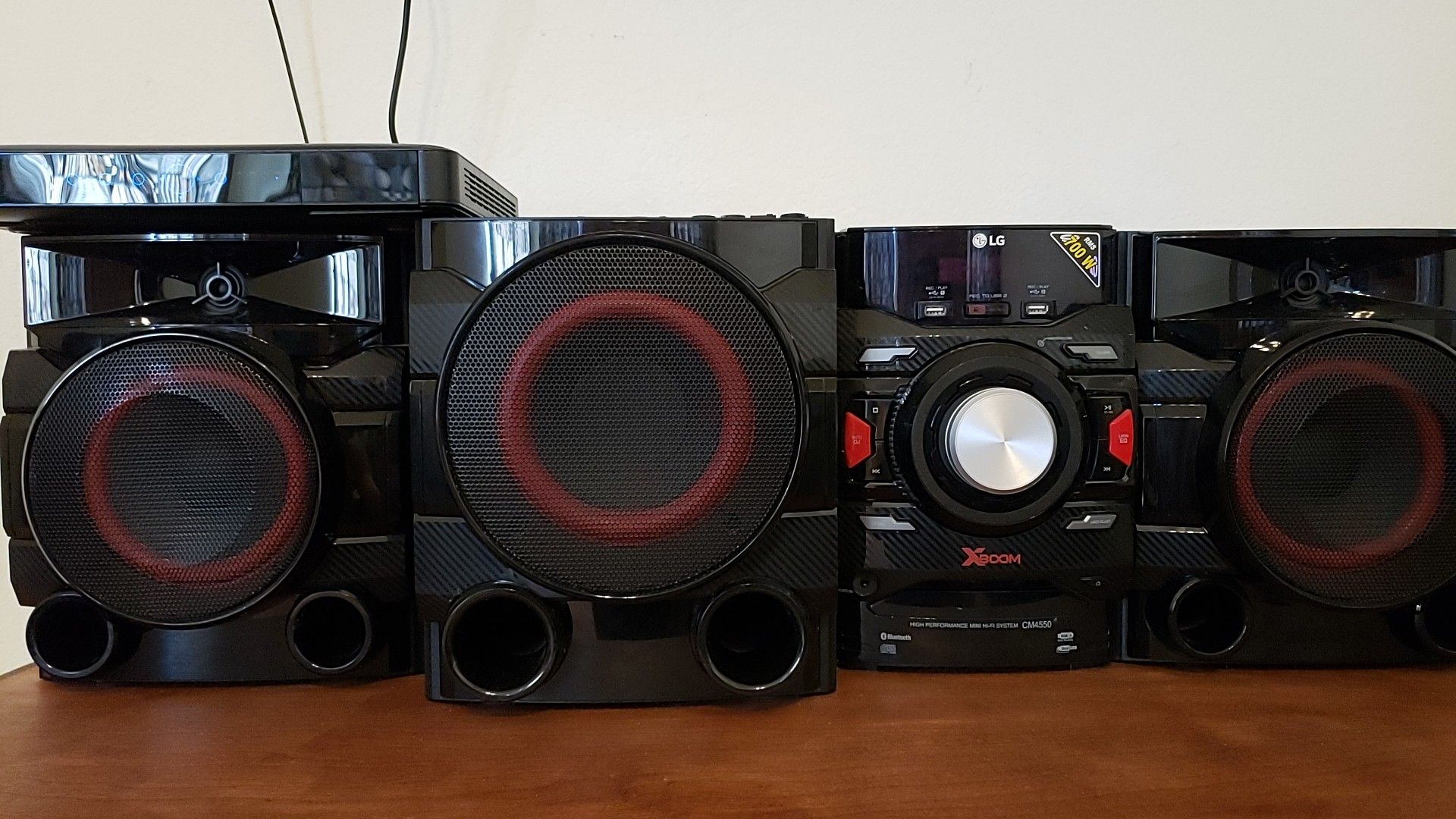 LG Xboom 700w
