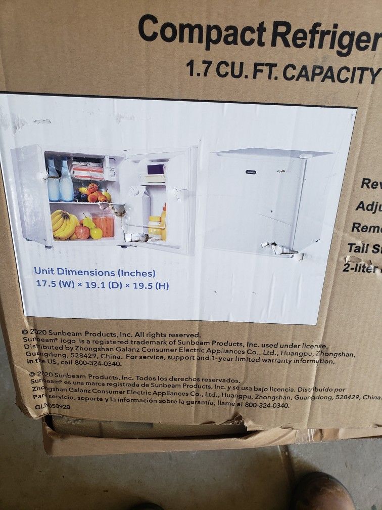 Compact Refrigerator