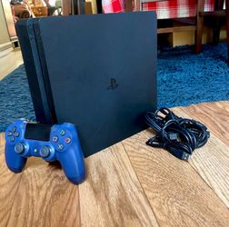 PS4 Slim Gaming Console Fully functional