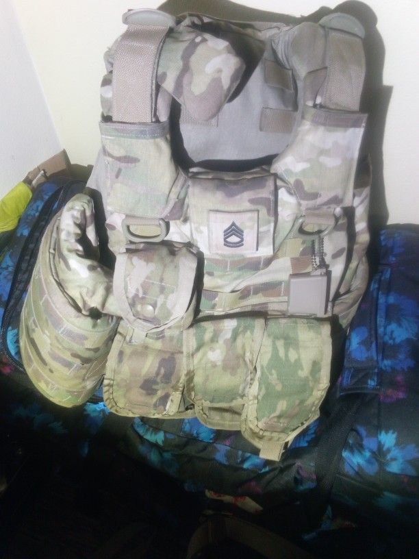 Military Issue Bulletproof Jacket Frame Pack Kevlar Helmet Gasmask And Partial Firstaid Kit