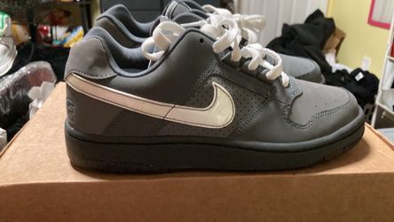 Nike delta force SIZE 6.5y