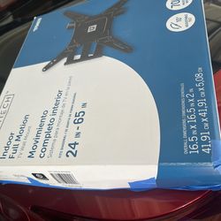 Utilitech Full Motion TV Wall Mount (24”–65”)