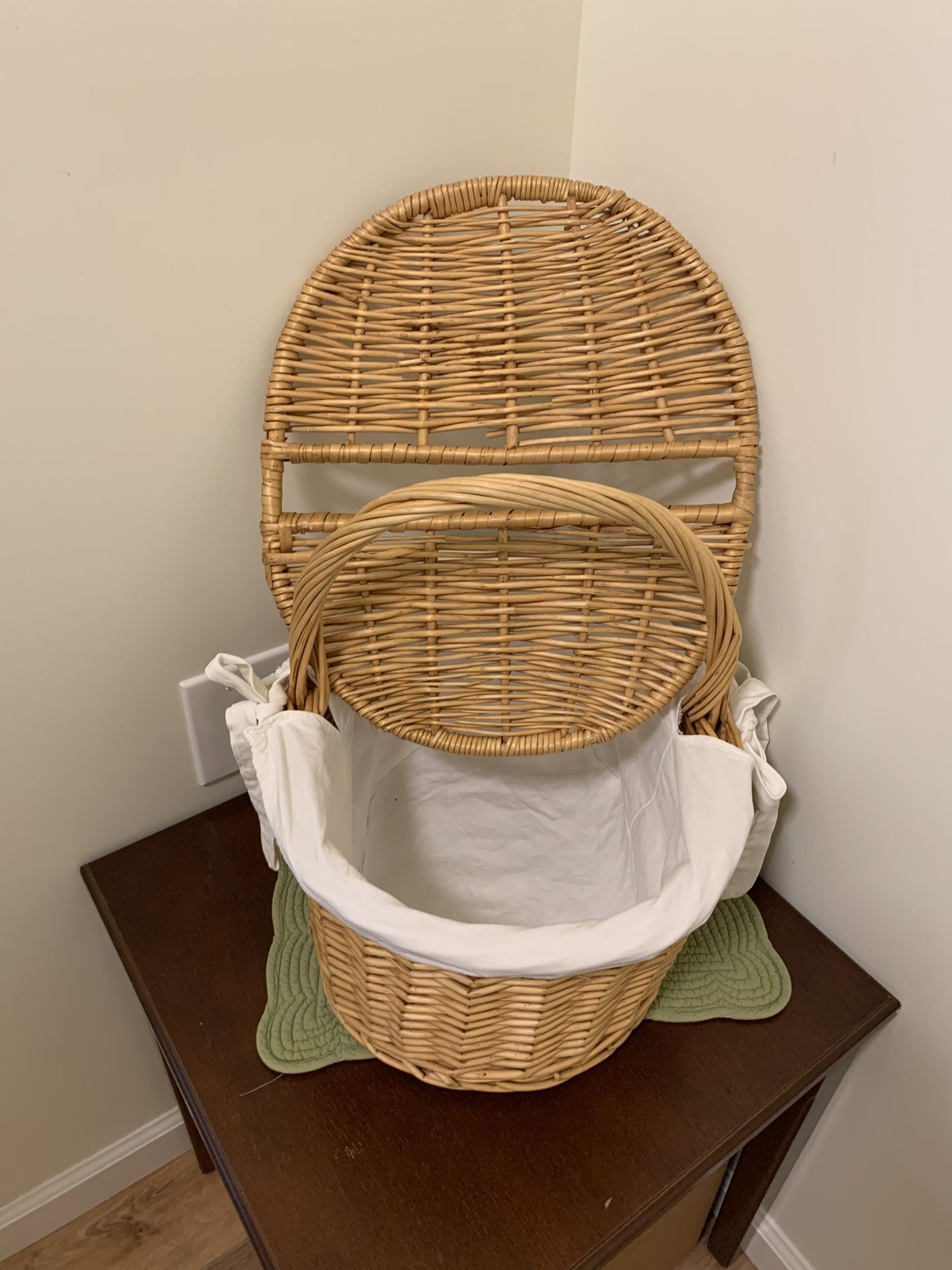 Antique Wicker Picnic Basket - Excellent Condition