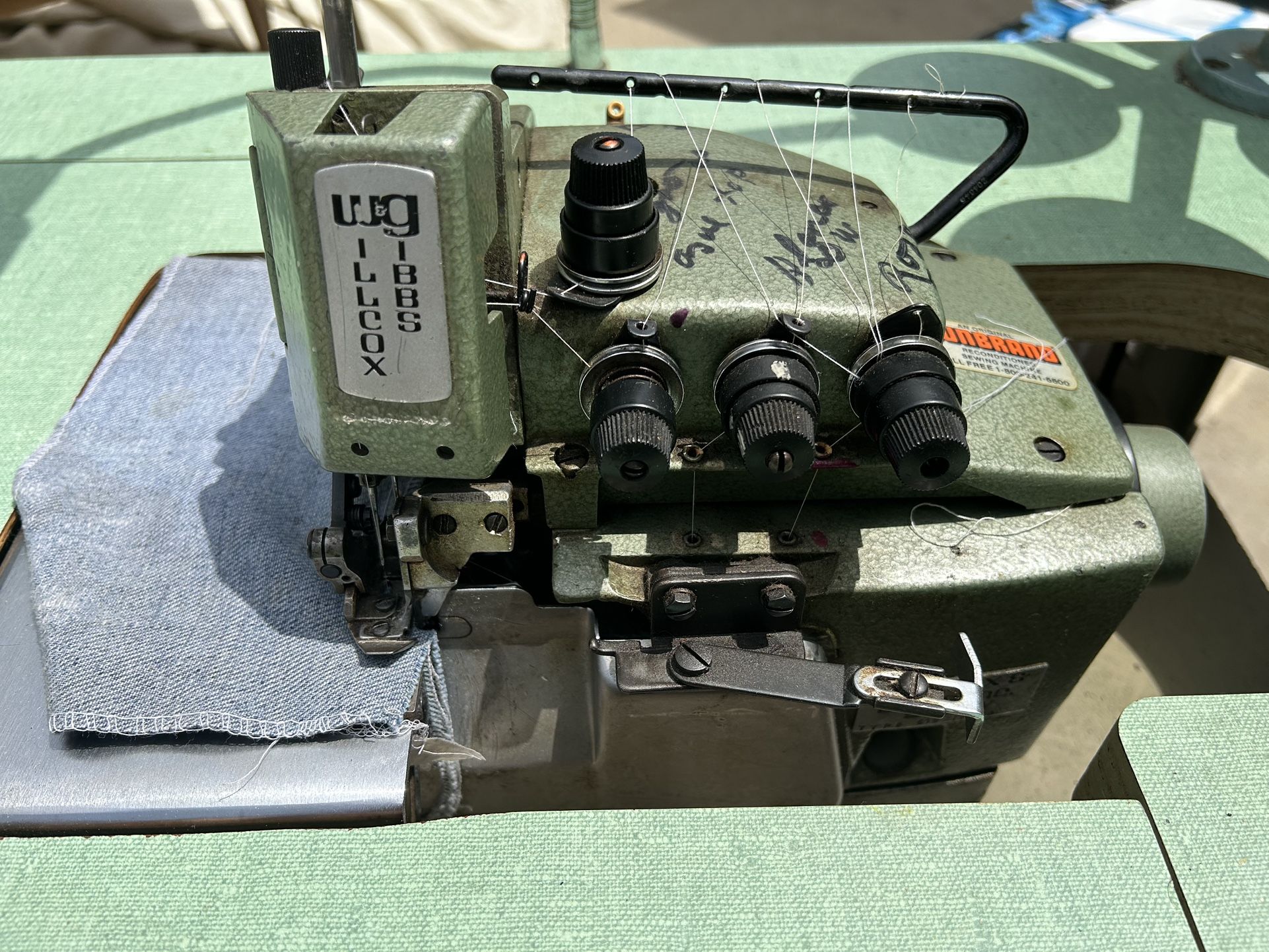 Overlock Sewing Machine & Pfaff Sewing Machine