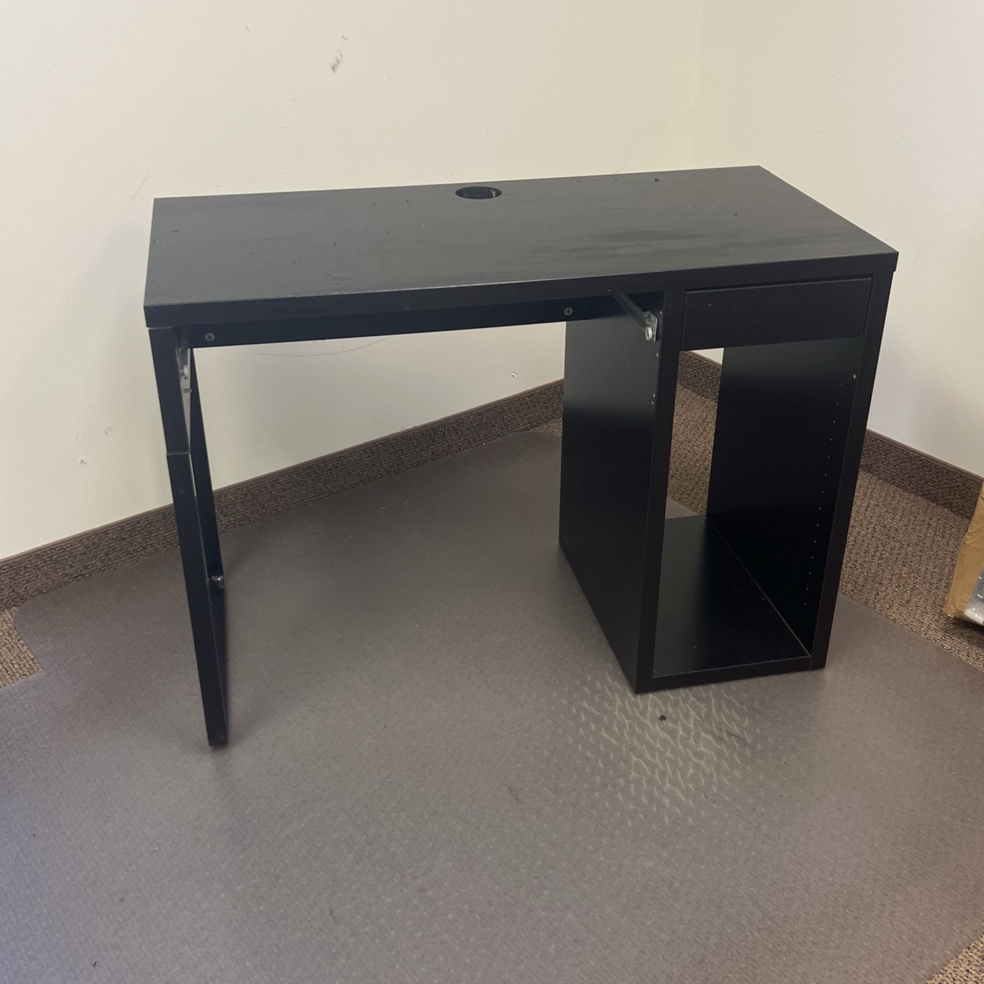 INCOMPLETE – MICKE Desk, Black-Brown (41 3/8 x 19 5/8)