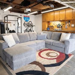 Free Delivery! Gray Sectional Couch Sofa Chaise Foot Rest Ottoman 