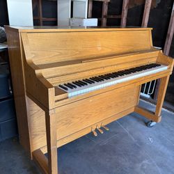 Kawai Piano