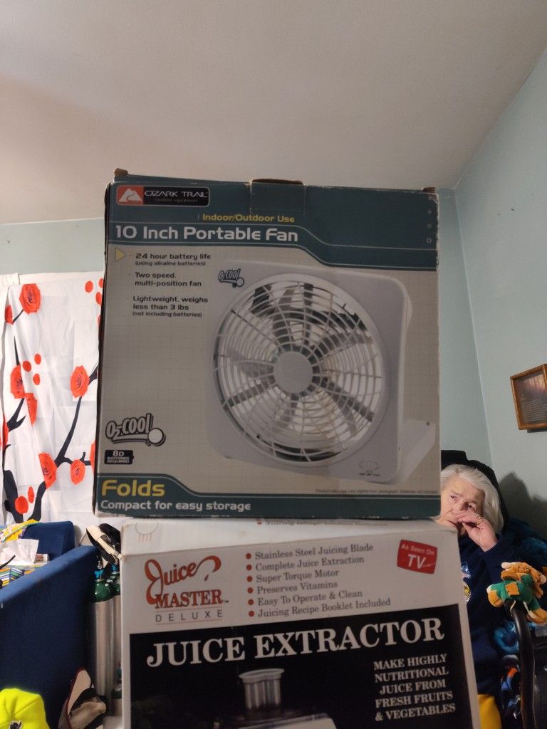 Cooling Fan.Portable.24hour Bat Life.