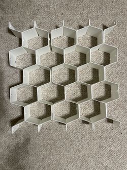 HONEYCOMB DRAWER ORGANIZER