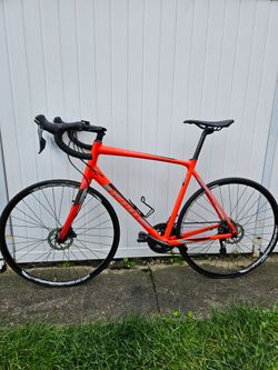 Excellent! Giant Contend sl 2 road bike