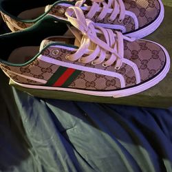 Gucci Shoes 