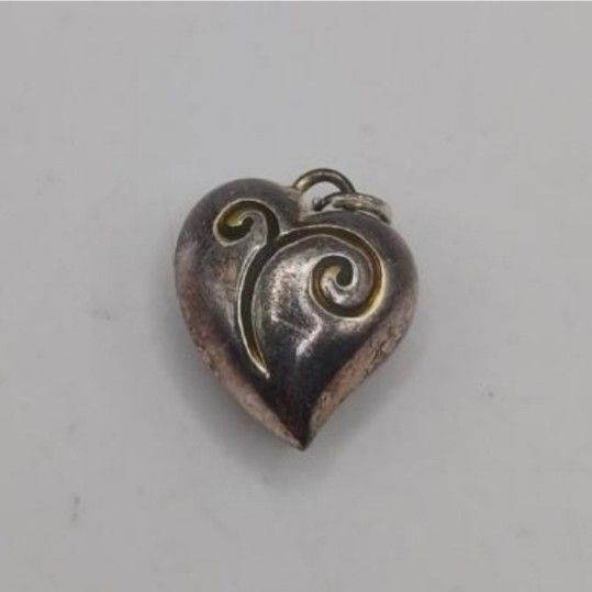 Vintage small Sterling Puffed Heart Pendant/Charm