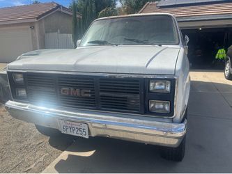K2500 Suburban