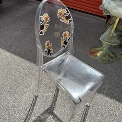 Clear Ghost Chair