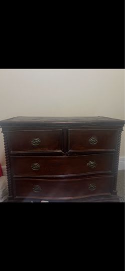 Two piece dresser