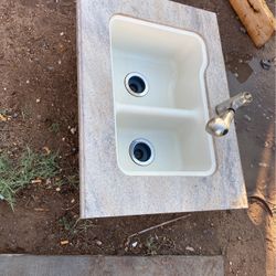 Rv Counter N Double Sink May Need New Faucetl L