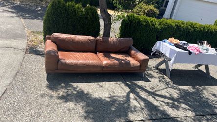Dania Leather Sofa