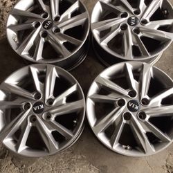 19-20 Rims And Tire KIA Optima 16*(firm Price)