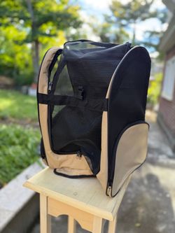 Rolling Backpack for pets with Retractable Handle