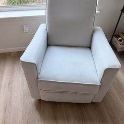 Recliner / Rocker / Nursery Chair 