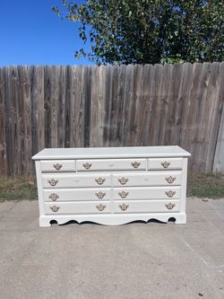 Dresser 65”W x 19”D x 32”H
