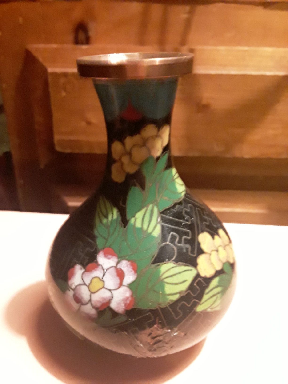 Small Antique Chinese Cliosene Vase