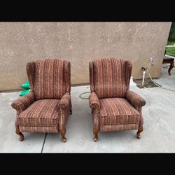 Recliner chairs 