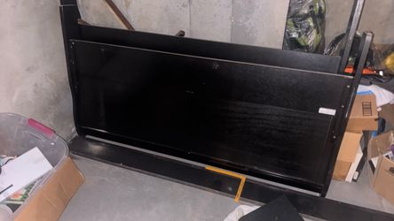 Queen foot and headboard