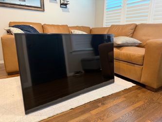 Samsung Flat Screen  55”  tv