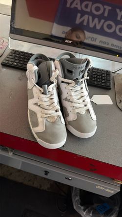 White and grey jordans size 5.5y