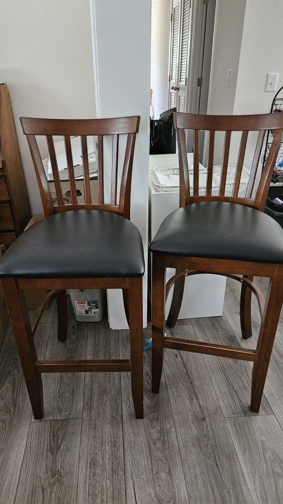 Bar Stools, Filing Cabinets