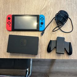 Nintendo Switch 