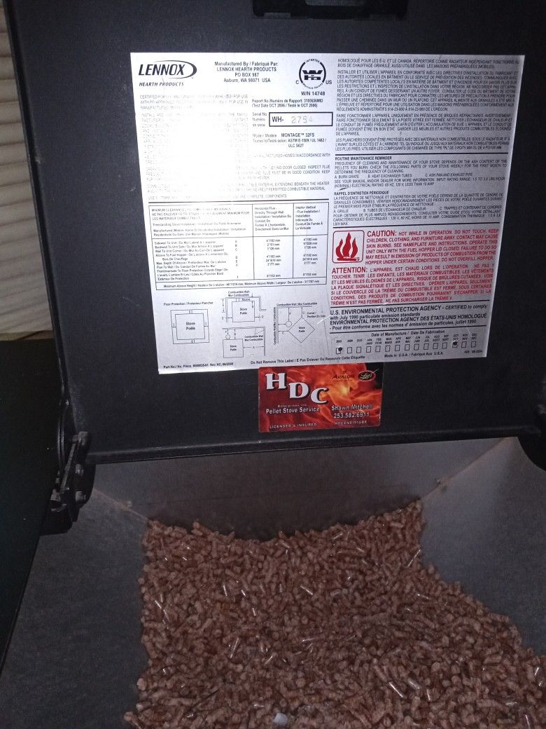 LENNOX Montage 32fs PELLET STOVE 48 for Sale in Bonney Lake, WA - OfferUp