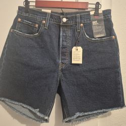 NWT Levi's 501 Denim Shorts Size 31