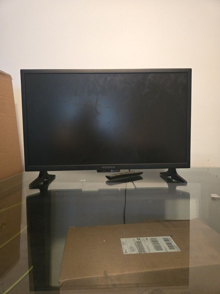 24" Insignia Smart Tv