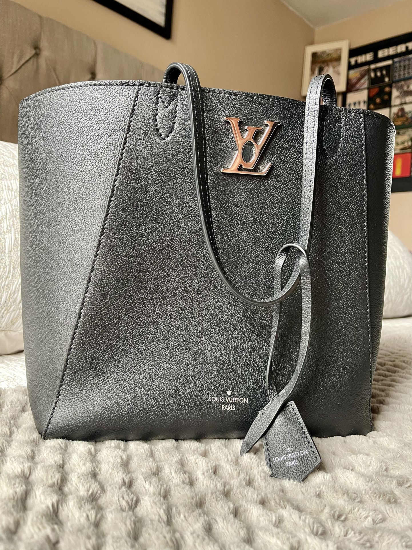 Louis Vuitton LockMe tote Bag